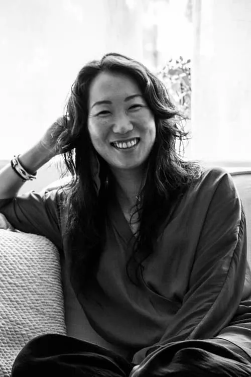 Cameron Duncan ha trabajado con Hikari en 1 ocasiones