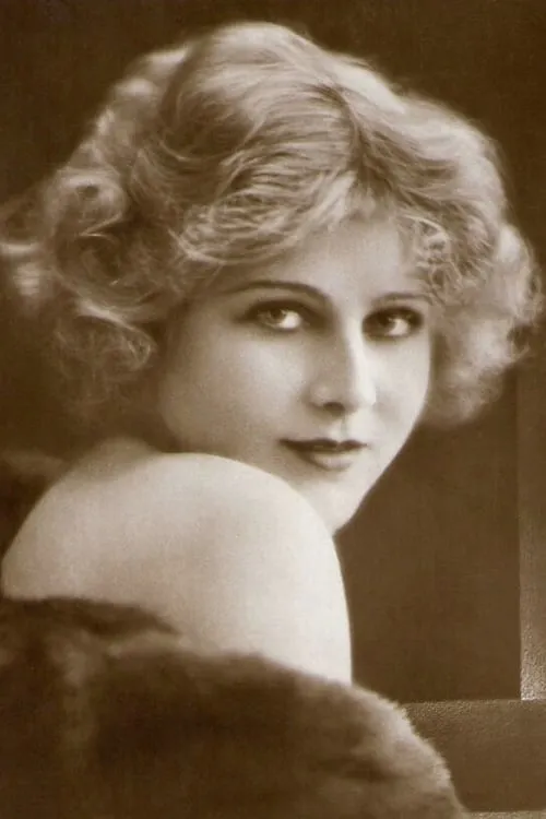 Hilda Rosch interpretando a Rina Pera