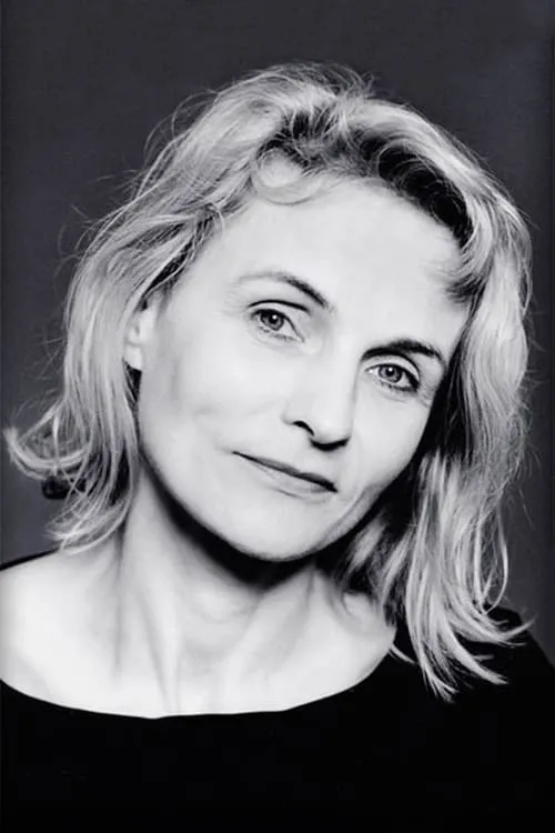 Hilt de Vos interpretando a 