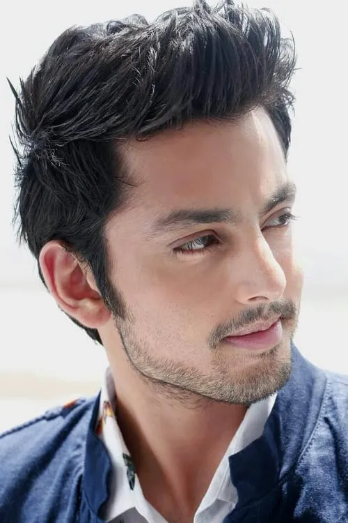 Himansh Kohli — personaje: Raghav Oberoi