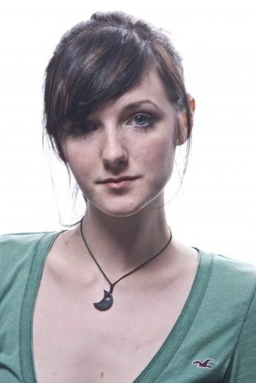 Hope Tomaselli interpretando a Dead Girl