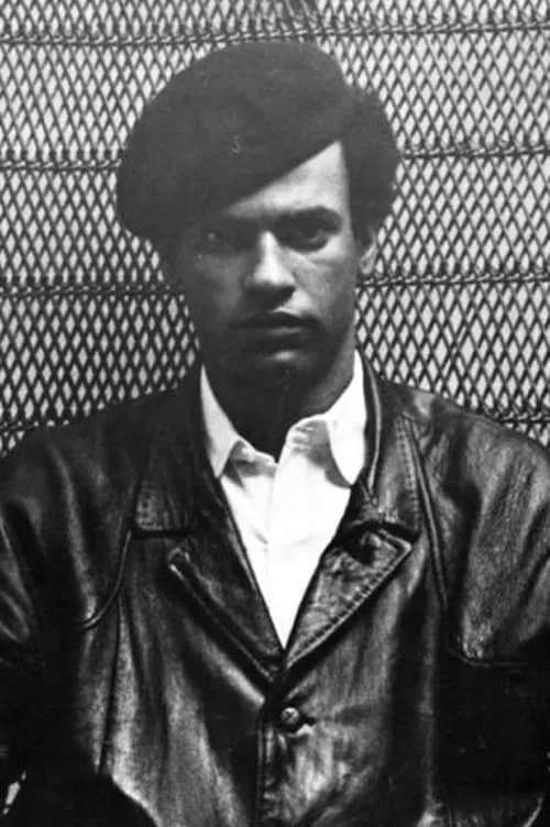 Huey P. Newton en su biografía y filmografía