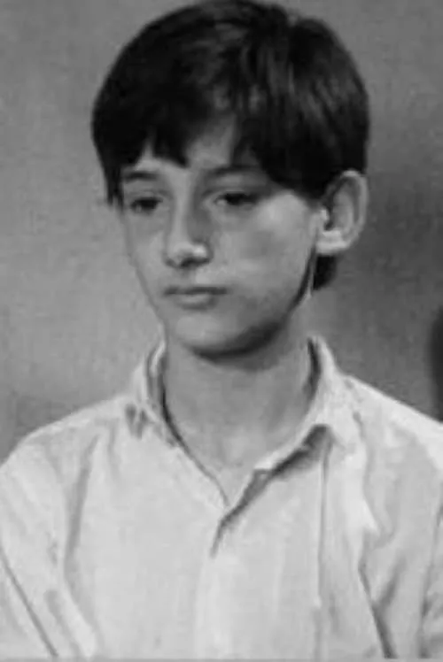 Helena Gloag ha trabajado con Hughie Restorick en 2 ocasiones