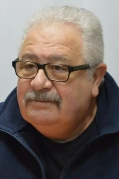 Hugo Blandamuro interpretando a Tartamudo