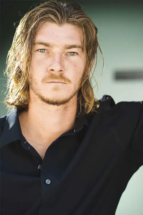 Clifton Pearsall ha trabajado con Hunter Heuer en 1 ocasiones