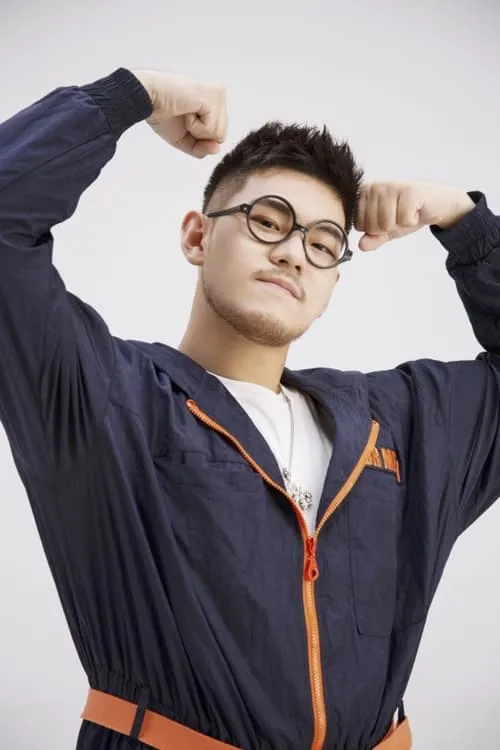 Husky — personaje: Wang Tong Qing