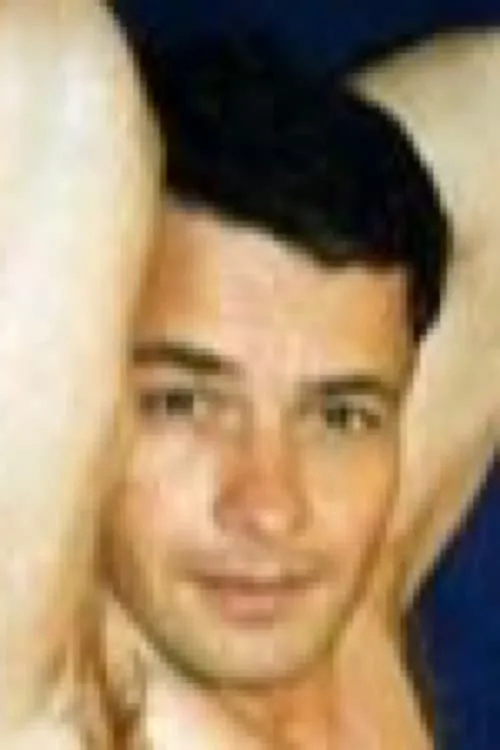 Dennis Kramer ha trabajado con Hynek Cross en 1 ocasiones