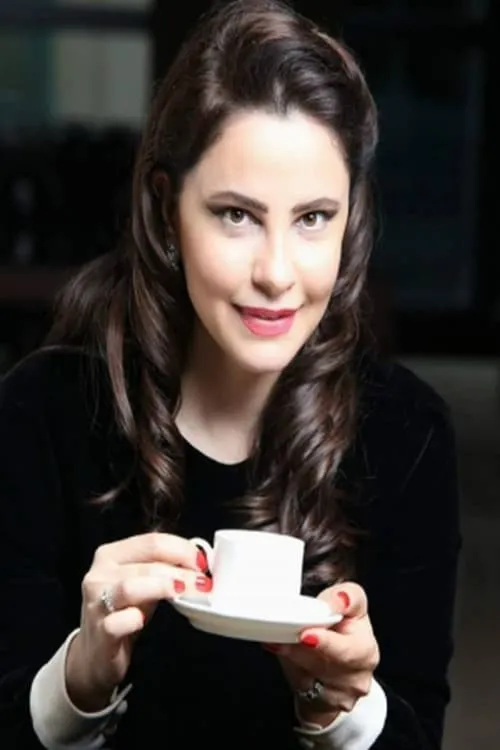 Ia Parulava interpretando a Sofia