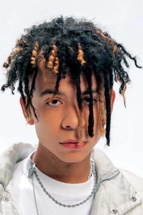 Cesar Davila ha trabajado con Iann Dior en 1 ocasiones