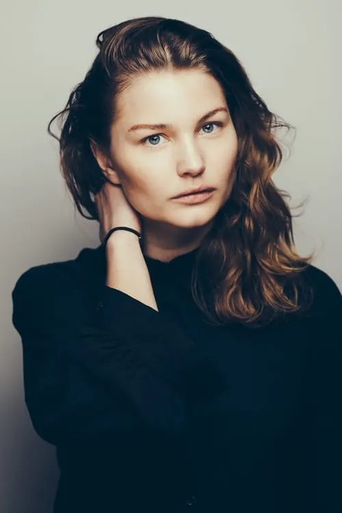 Oddrun Valestrand ha trabajado con Iben Akerlie en 1 ocasiones