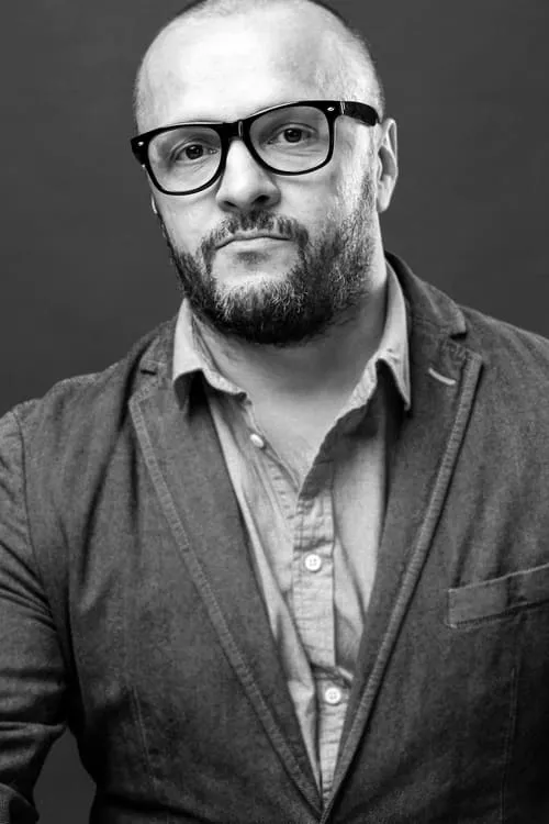 Makar Tikhomirov ha trabajado con Igor Tikhomirov en 1 ocasiones