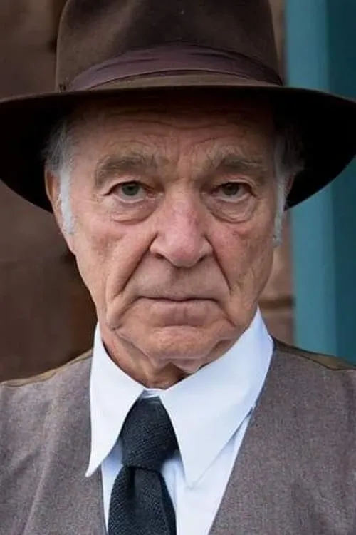 Ihor Ciszkewycz interpretando a Novikov