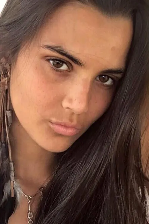 Johan Seknadje ha trabajado con Ilona Hattab en 1 ocasiones