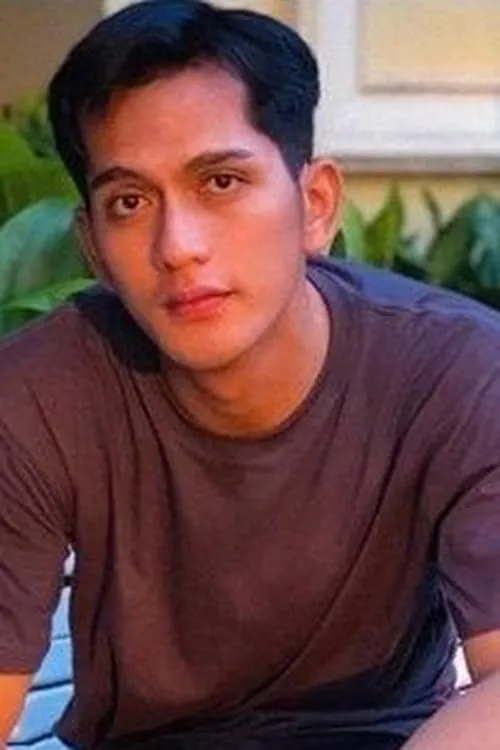 Ilyas Bach interpretando a Jagad