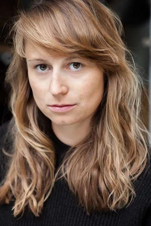 Ines Hollinger — personaje: Eva Wiesner