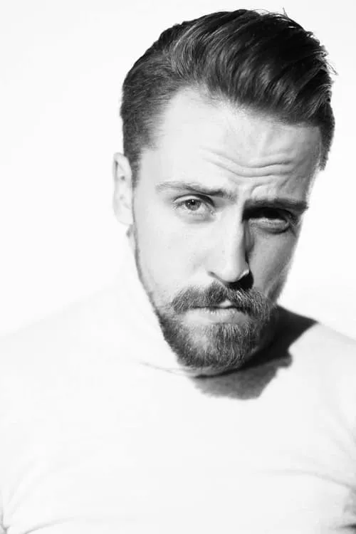 Ingmar Jõela interpretando a 