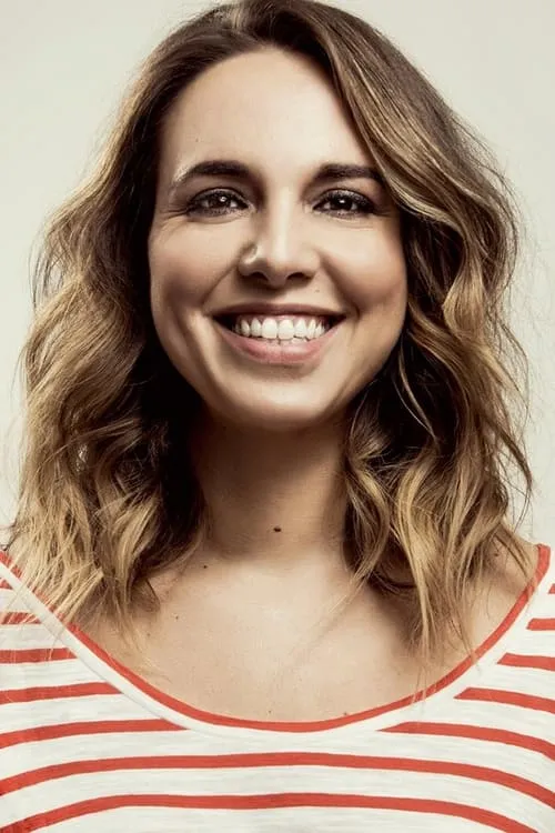 Ingrid Oliver interpretando a Police Woman Crowley