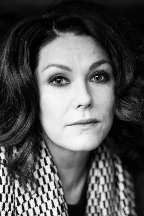 Ini Massez — personaje: Saskia De Ruyter