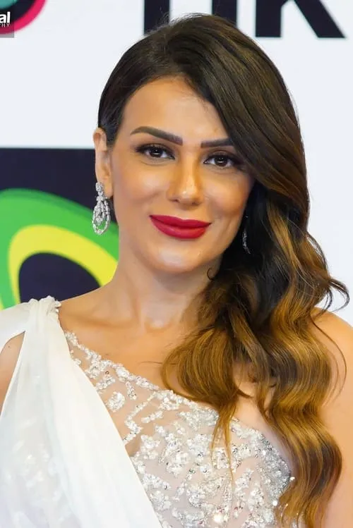 Injy Al Moqaddem — personaje: ????