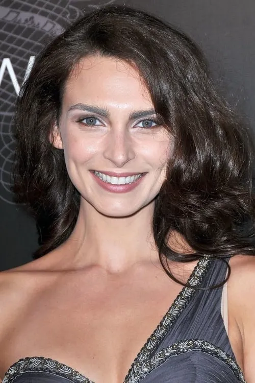 Inna Korobkina interpretando a Catherine Goldstein