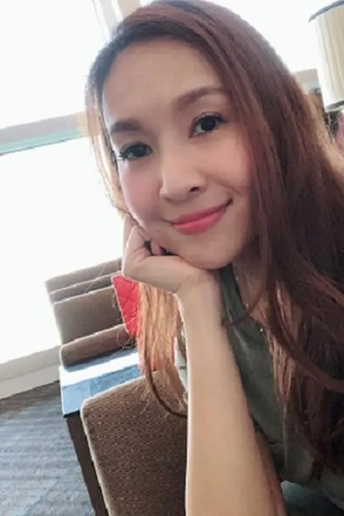 Intan Ladyana interpretando a Lisa