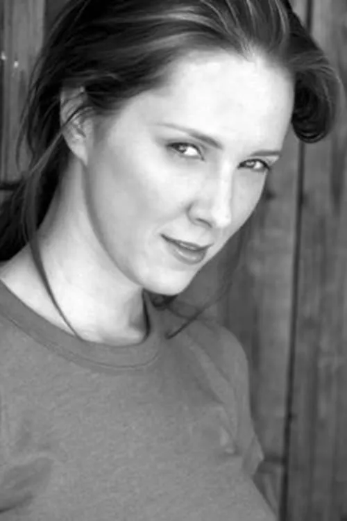 Isabelle Montoya ha trabajado con Io Bottoms en 1 ocasiones