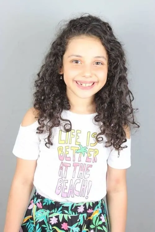 Gözde Türkpençe ha trabajado con İrem Bakıner en 1 ocasiones