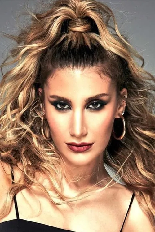 Buse Popara ha trabajado con İrem Derici en 1 ocasiones
