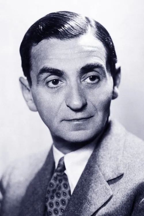 George Gershwin ha trabajado con Irving Berlin en 2 ocasiones