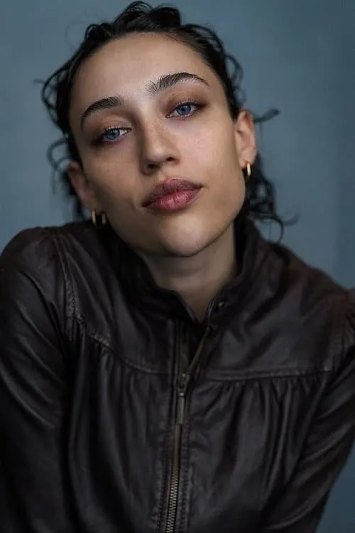 Freyja Benjamin ha trabajado con Isabella Bucceri en 1 ocasiones