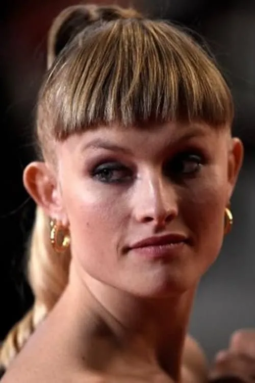 Phil Holliday ha trabajado con Isabelle Nicou en 1 ocasiones