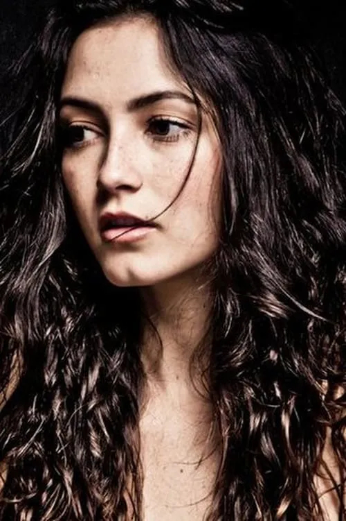 Alessandra Marquez ha trabajado con Isabelle Puntel en 1 ocasiones