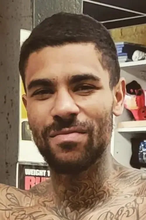 Joel McIntyre ha trabajado con Ishmael Ellis en 1 ocasiones