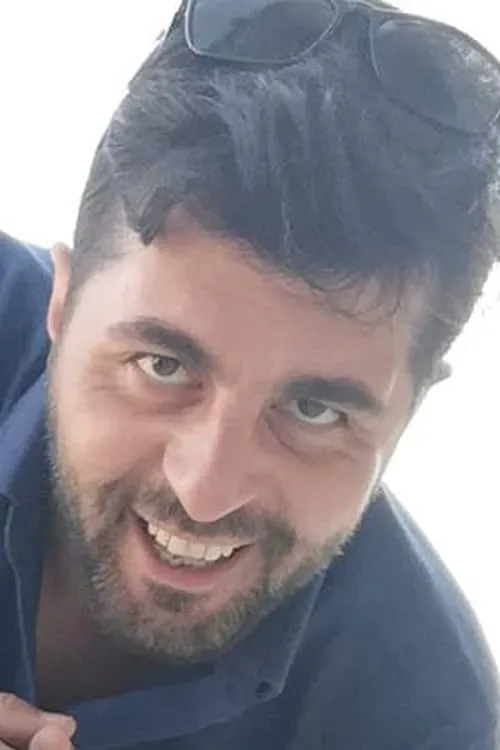 İsmet Kapısız en su biografía y filmografía