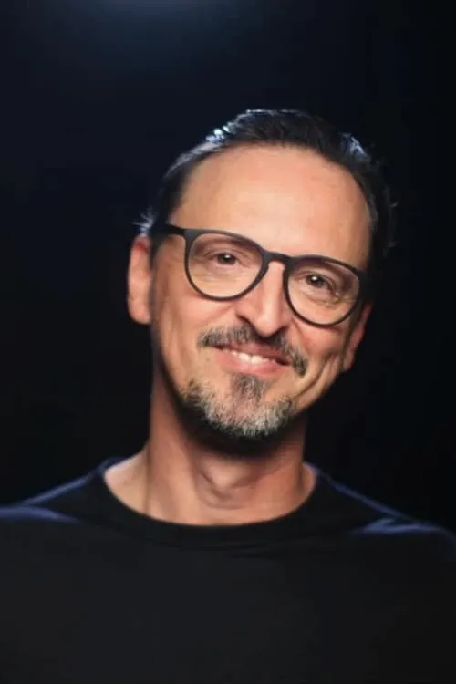 José Eugenio Hernández ha trabajado con Israel Lugo en 2 ocasiones