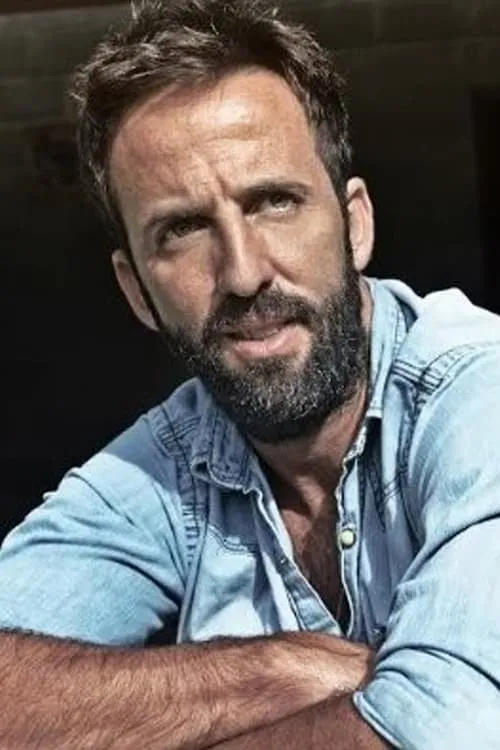 Iván Esquerre interpretando a Lucio