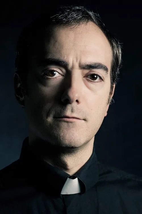 Ivan Villanueva interpretando a