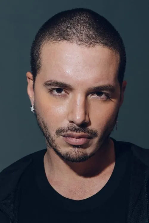 J Balvin interpretando a Self