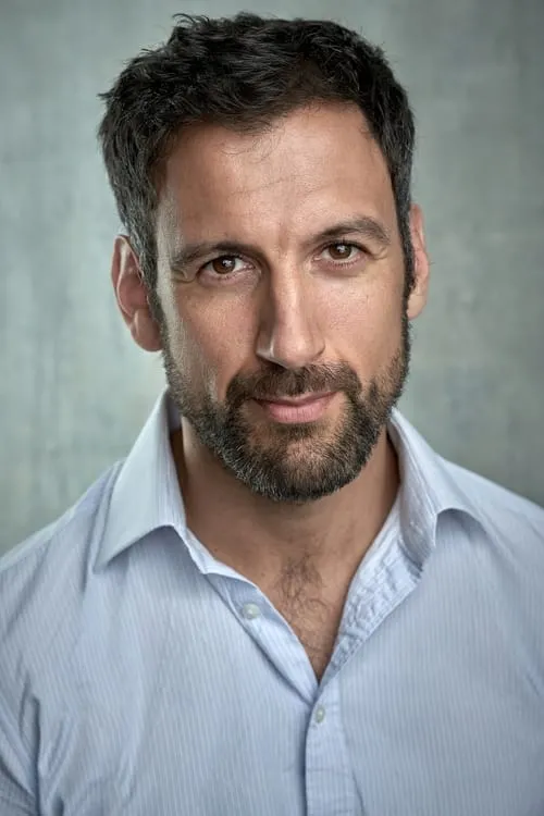 Stuart Sessions ha trabajado con Jack Loy en 1 ocasiones