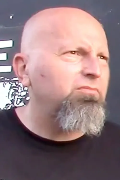 Jack Owen interpretando a Himself / Guitar