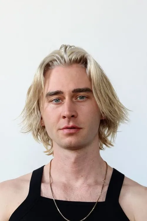 Joshua Hernandez ha trabajado con Jacob Robert van Winkle en 1 ocasiones