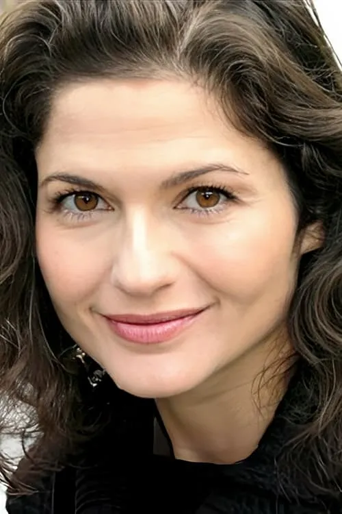 Jacqueline Hennessy en su biografía y filmografía