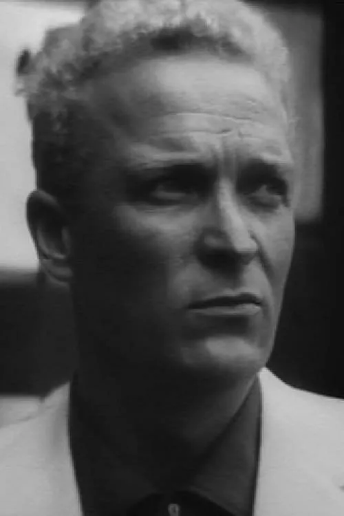 Jacques Harden interpretando a 