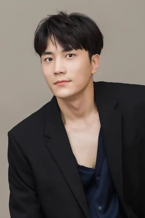 Jae-Hoon Kim — personaje: Tan Yu (San Pang)