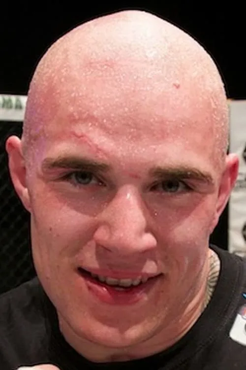 Joey Knight ha trabajado con Jake Bostwick en 1 ocasiones