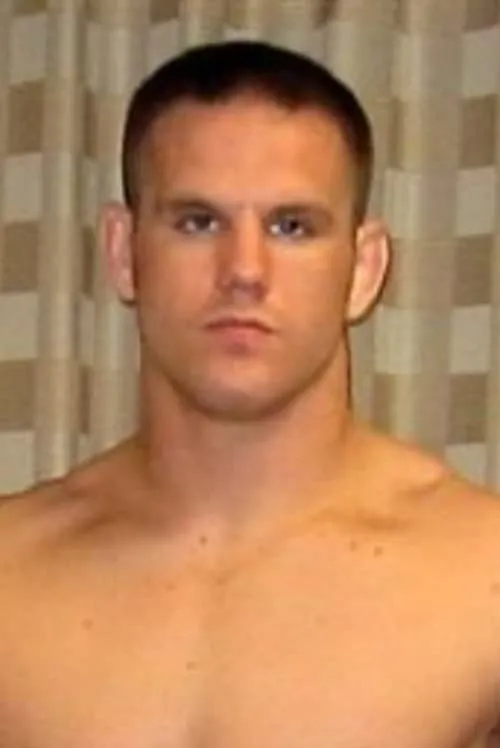 Jake O'Brien interpretando a Self