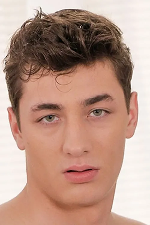 Jake Williams interpretando a 