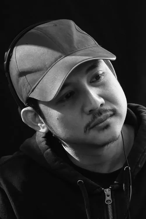 Eric Khoo ha trabajado con Jakrawal Nilthamrong en 1 ocasiones