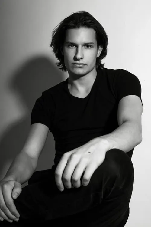 Jakub Dąbrowski — personaje: Policeman Olek