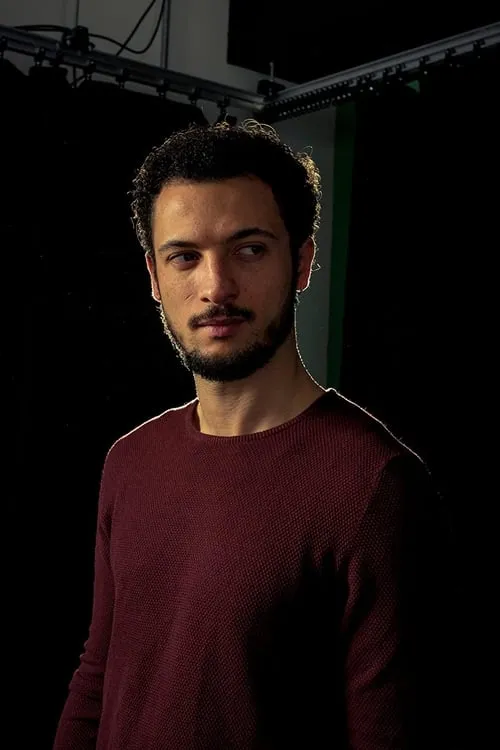 Jamael Westman interpretando a Terrance